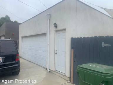Main picture of 1009 Palms Blvd