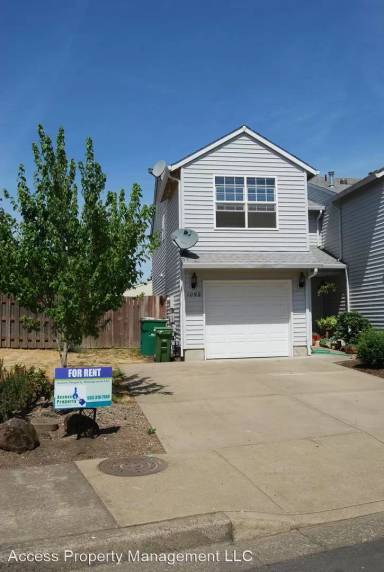 Main picture of 1076 SE Ash St