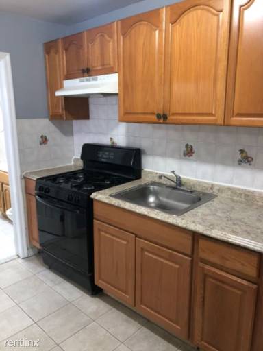 Main picture of 137 36th St