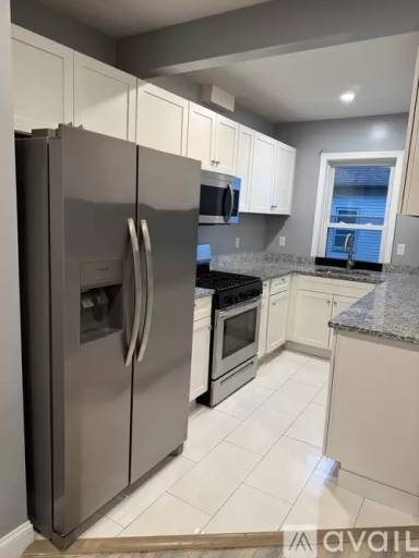 Main picture of 92 Ballard St