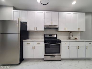 Main picture of 484 Kennedy Blvd