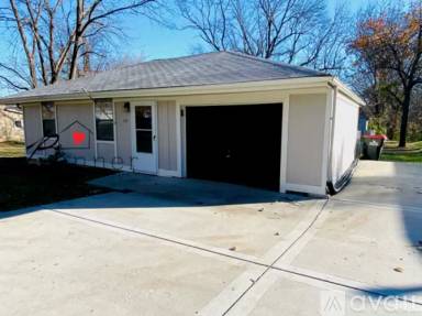 Main picture of 109 N Ranson Rd
