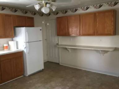 Main picture of 114 Church St