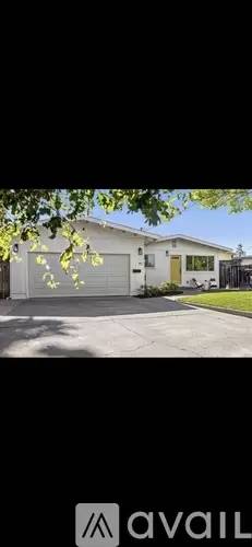 Main picture of 35 Victor Ct