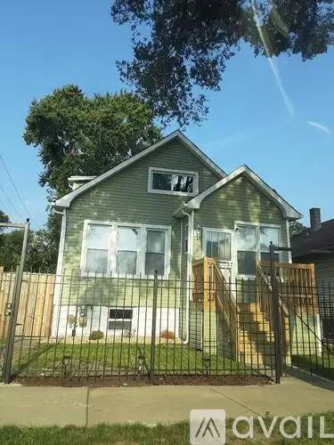 Main picture of 10244 S Perry Ave