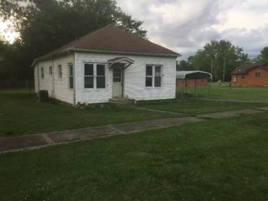 Main picture of 207 N Main St