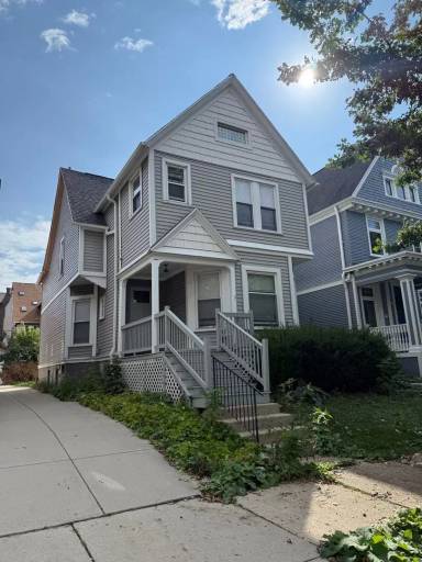 Main picture of 1522 N Cass St