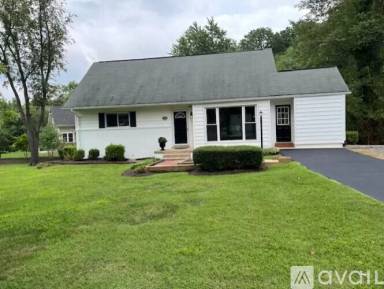 Main picture of 2541 Flint Hill Rd