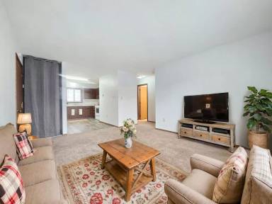 Main picture of 540 2nd St SW