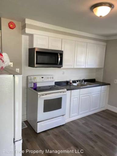 Main picture of 209 W Main St