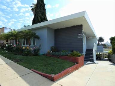 Main picture of 1946 Holmby Ave