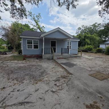 Main picture of 2230 Hollis Rd
