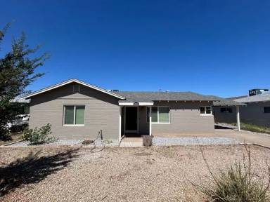 Main picture of 2812 N 35th St