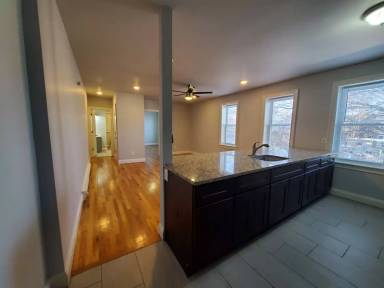 Main picture of 207 N 8th St