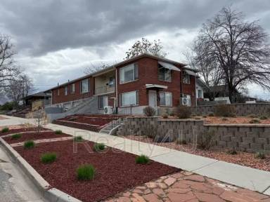 Main picture of 1238 E Crystal Ave