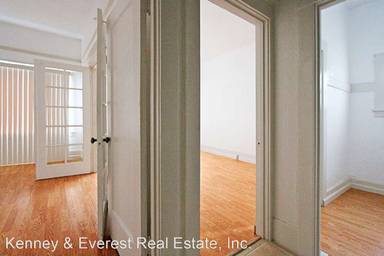 Main picture of 3745 International Blvd