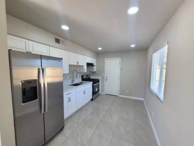 Main picture of 510 Encinas Ave