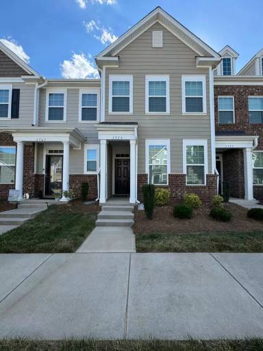 Main picture of 1759 Eastfall St