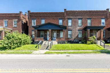 Main picture of 690 E Whittier St