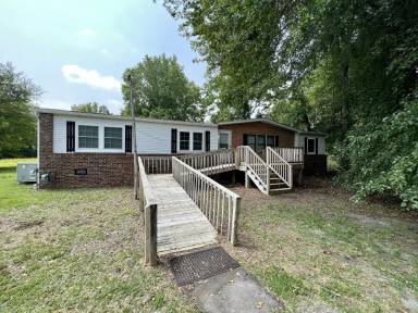 Main picture of 505 N Lincoln St