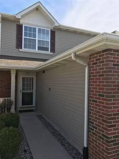 Main picture of 871 Flagstone Dr