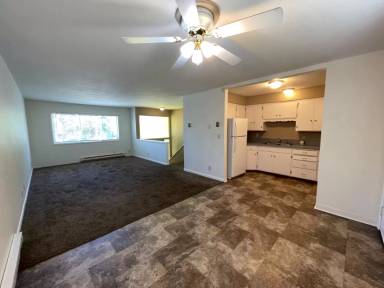 Main picture of 2114 John Adams Pkwy