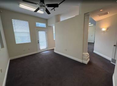 Main picture of 158 E 6th St