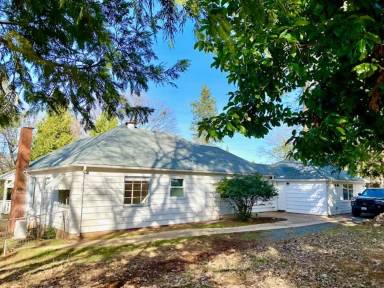 Main picture of 12815 Rough and Ready Hwy