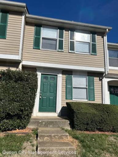 Main picture of 9622 Vinca Cir