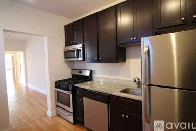 Main picture of 1634-1636 W North Shore Ave