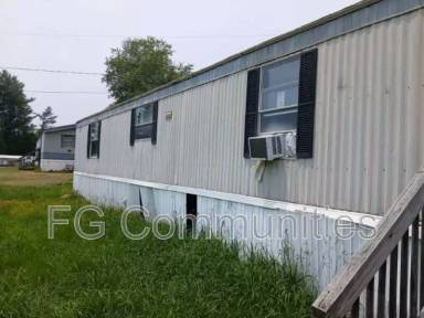 Main picture of 120 David Dr