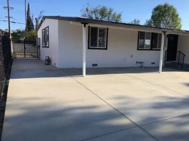 Main picture of 13580 Rangoon St