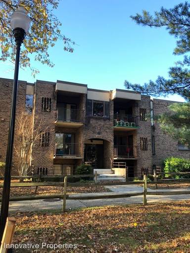 Main picture of 13 Silverwood Cir