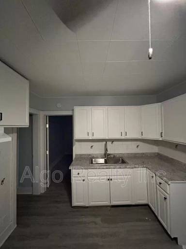 Main picture of 1076 Minnehaha Ave E