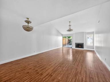 Main picture of 4421 Sandburg Way