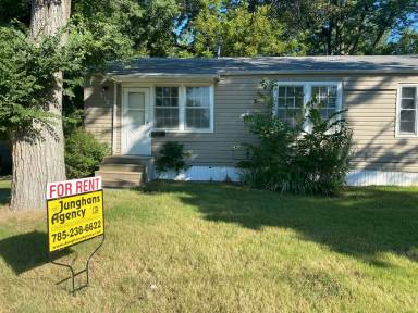 Main picture of 706-708 W 1st St Duplex