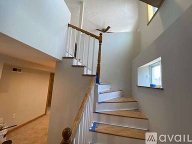 Main picture of 134 Holland St