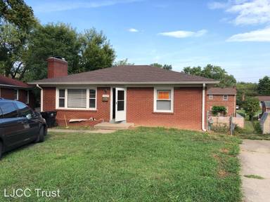 Main picture of 2005 Tyrone Dr