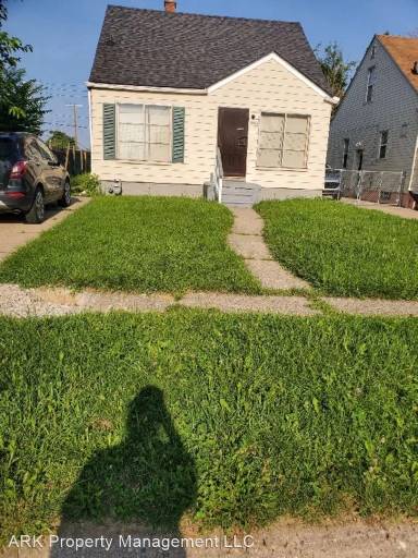 Main picture of 13933 Vaughan St