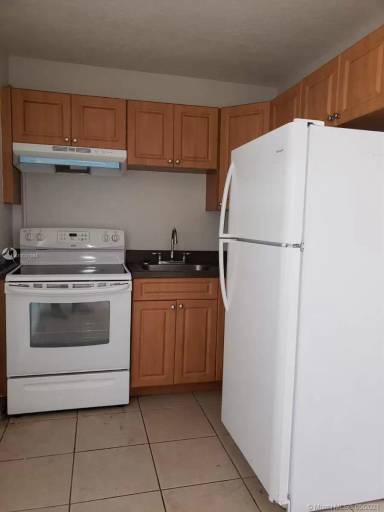 Main picture of 409 Metcalf Ct