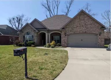 Main picture of 400 Cheshire Dr