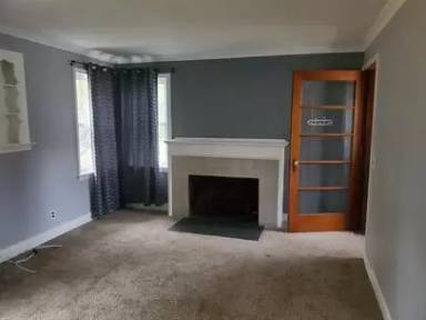 Main picture of 85 Lyndale Dr