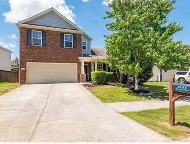 Main picture of 611 Pemberton Dr