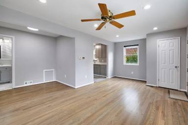 Main picture of 302 Taylor Ave