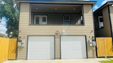 Main picture of 8412 De Priest St