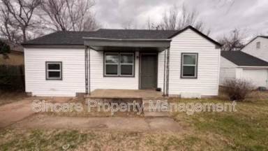 Main picture of 3214 S Saint Clair Ave