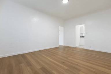 Main picture of 4333 Garthwaite Ave