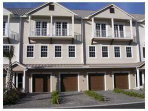 Main picture of 6973 Lakeside Cir N