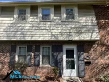 Main picture of 625 W Front St