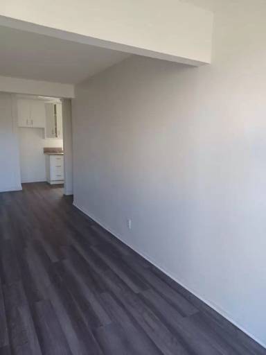 Main picture of 11418 S New Hampshire Ave